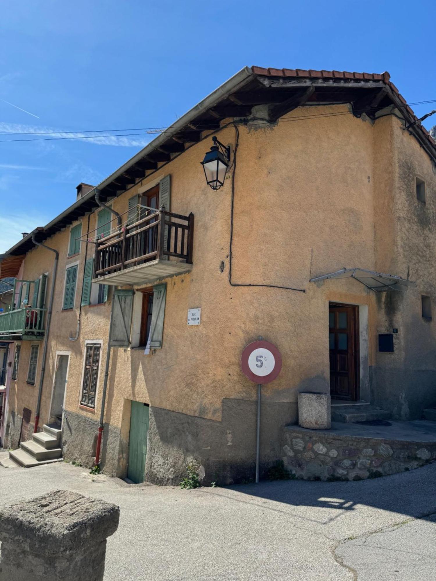 T2 Pour 4 Personnes Au Coeur De St Martin Vesubie Avec Parking Public Devant * Saint-Martin-Vésubie