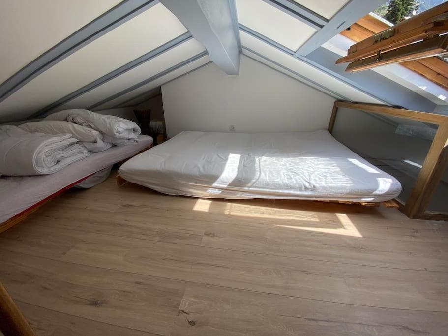 T2 Pour 4 Personnes Au Coeur De St Martin Vesubie Avec Parking Public Devant Apartment *